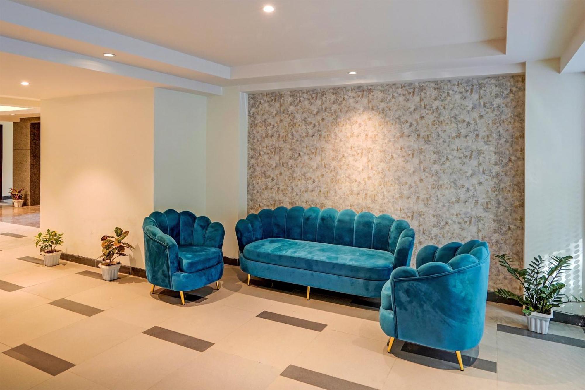 Hotel O Parkinn Gurgaon Exterior photo