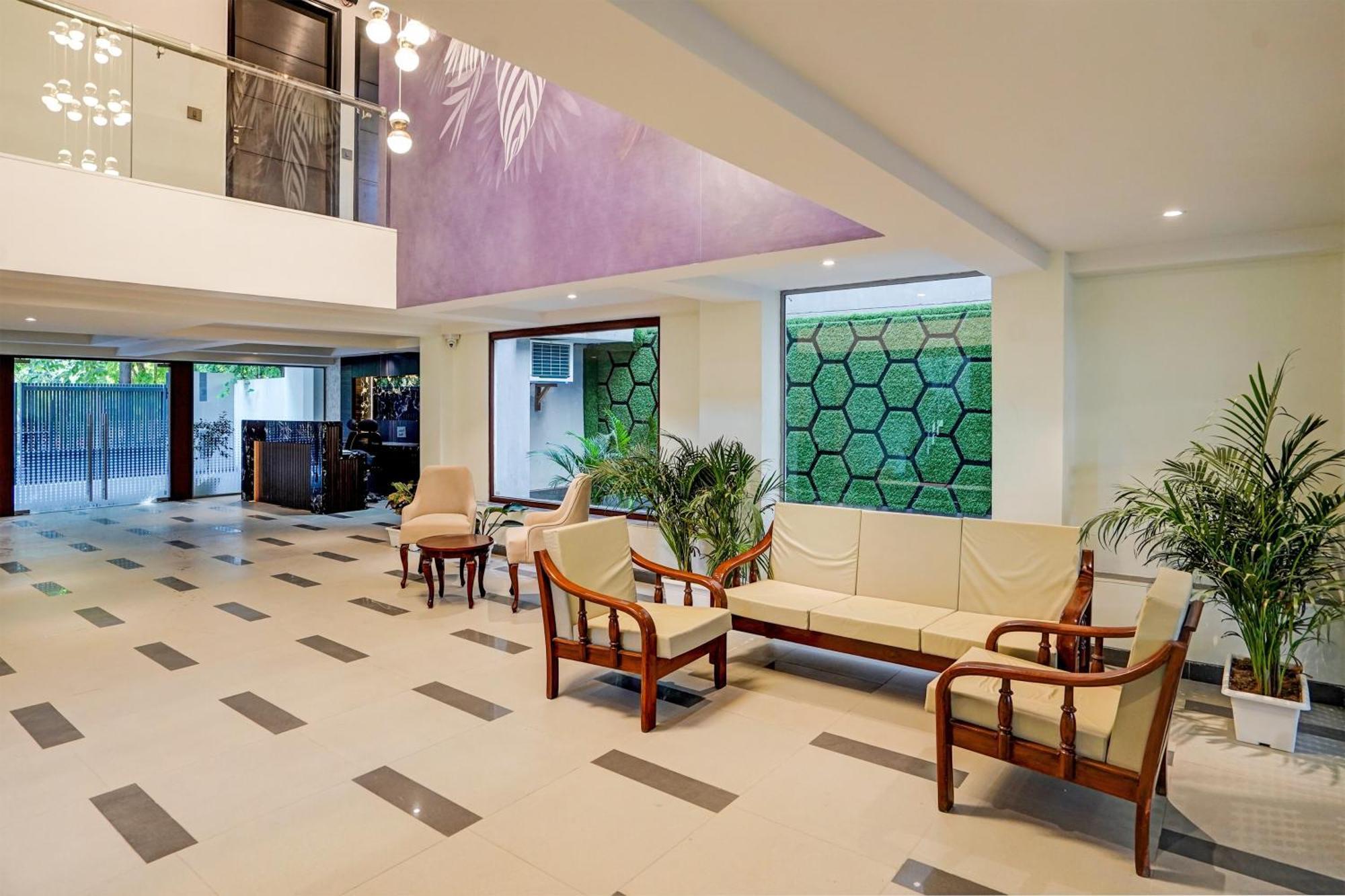 Hotel O Parkinn Gurgaon Exterior photo